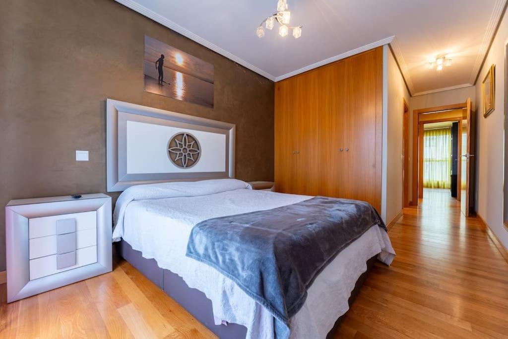 Apartamento En El Corazon De La Ciudad Con Parking Santander Dış mekan fotoğraf