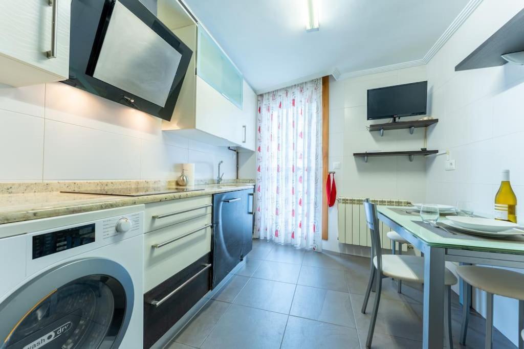 Apartamento En El Corazon De La Ciudad Con Parking Santander Dış mekan fotoğraf